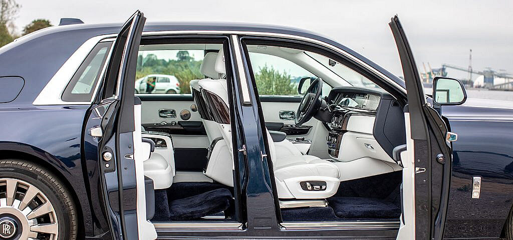 أنواع ابواب السيارة