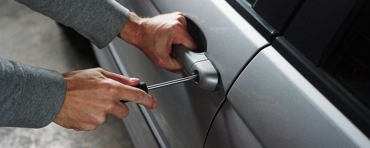 صيانة اقفال السيارات