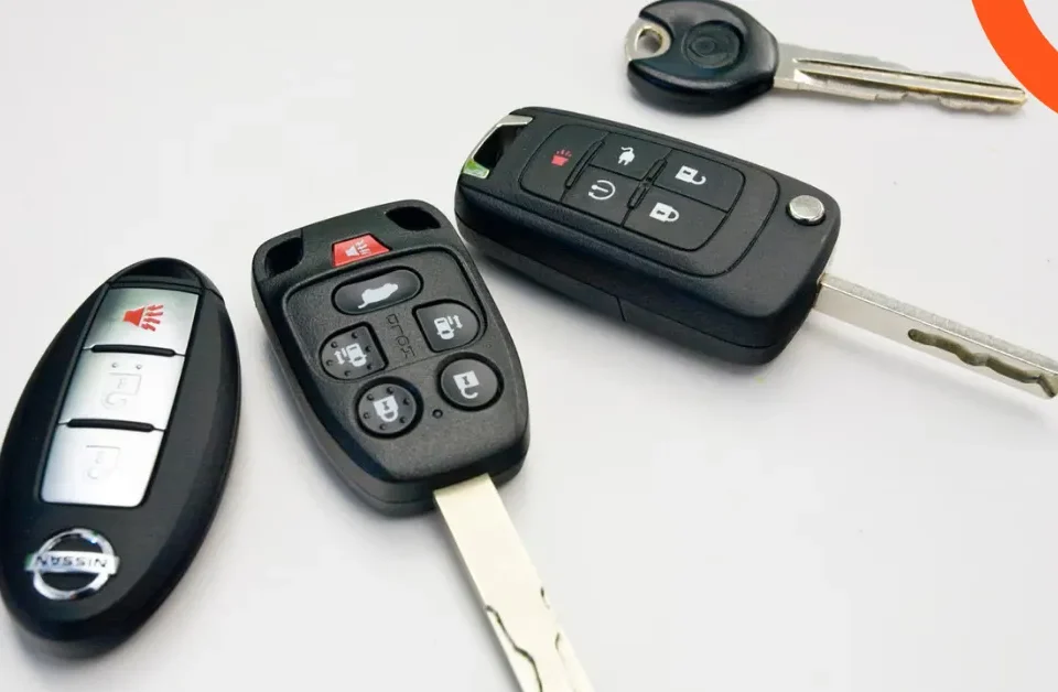 أنواع كونتاكت السيارة